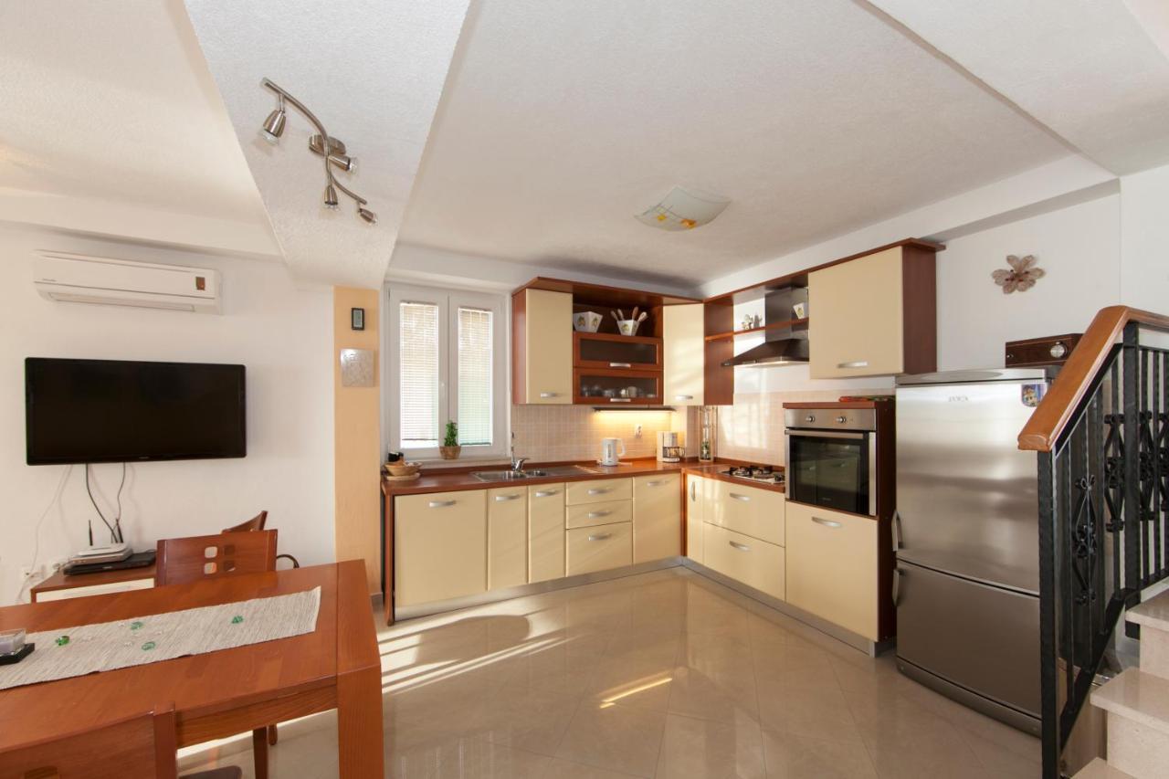 Villa Intrada Brela Buitenkant foto